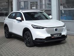 Platinum white pearl Gebraucht 2023 Honda HR-V Elegance SUV | 28.900 € (Teuer)