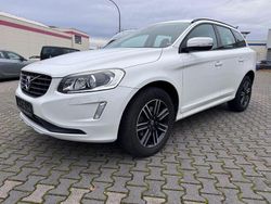 Weiß Gebraucht 2016 Volvo XC60 SUV | 19.980 € (Etwas zu teuer)