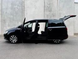 Schwarz Gebraucht 2022 VW Sharan Highline Van / Kleinbus | 37.999 € (Teuer)