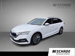 Weiß Gebraucht 2022 Skoda Octavia Tour Kombi | 24.350 € (Fairer Preis)