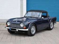 Blau Gebraucht 1967 Triumph TR4 Cabrio | 29.500 €