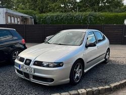 Silber Gebraucht 2001 Seat Leon Limousine | 3.890 €