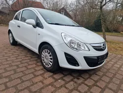 Weiß Gebraucht 2012 Opel Corsa Selection Limousine | 4.990 € (Fairer Preis)