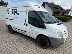 Frostweiß Gebraucht 2009 Ford Transit Trend Kleinwagen | 3.500 €