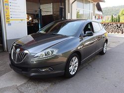 Grau Gebraucht 2009 Lancia Delta Kleinwagen | 2.700 € (Fairer Preis)