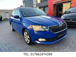 Blau Gebraucht 2018 Skoda Fabia Active Kleinwagen | 7.990 € (Fairer Preis)