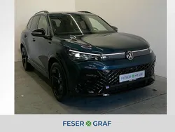 Nightshade blue metallic Gebraucht 2024 VW Tiguan R-line SUV | 42.990 € (Fairer Preis)