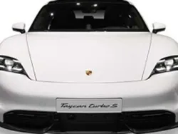 Schwarz Neu 2025 Porsche Taycan Limousine | 93.946 € (Guter Preis)