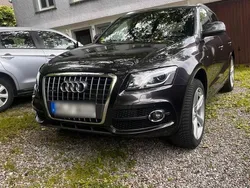 Grau Gebraucht 2010 Audi Q5 SUV | 13.550 € (Teuer)