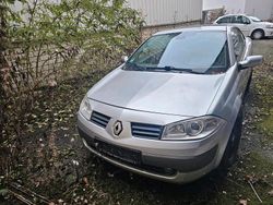Silber Gebraucht 2005 Renault Mégane Cabriolet Cabrio | 888 € (Guter Preis)