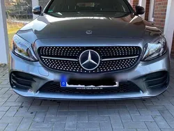 Grau Gebraucht 2019 Mercedes C400 Kombi | 28.500 € (Guter Preis)