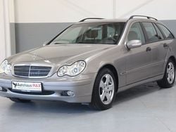 Silber Gebraucht 2004 Mercedes C240 Kombi | 9.990 €