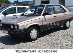 Gold Gebraucht 1986 Renault R11 Limousine | 5.900 €