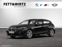 Black sapphire metallic Gebraucht 2024 BMW 118 M Sport Kleinwagen | 26.900 € (Guter Preis)