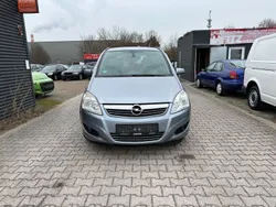 Silber Gebraucht 2008 Opel Zafira Edition Van / Kleinbus | 1.600 € (Superpreis)