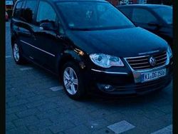 Schwarz Gebraucht 2008 VW Touran Van / Kleinbus | 4.700 € (Teuer)