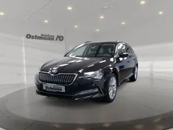 Schwarzmagic perleffekt Gebraucht 2022 Skoda Superb Ambition Kombi | 26.681 € (Fairer Preis)