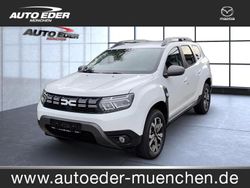 Gletscherweiss Gebraucht 2023 Dacia Duster Journey SUV | 22.480 € (Fairer Preis)