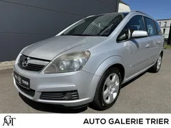 Silber Gebraucht 2007 Opel Zafira Edition Van / Kleinbus | 4.480 € (Teuer)