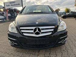 Schwarz Gebraucht 2010 Mercedes B180 Van / Kleinbus | 3.800 € (Guter Preis)