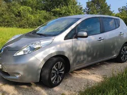 Silber Gebraucht 2014 Nissan Leaf Tekna Kleinwagen | 7.950 € (Fairer Preis)