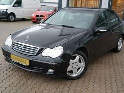 Schwarz Gebraucht 2004 Mercedes C200 Limousine | 3.499 € (Fairer Preis)