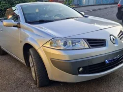 Silber Gebraucht 2006 Renault Mégane Cabriolet Cabrio | 5.000 €