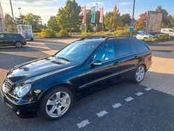 Schwarz Gebraucht 2006 Mercedes C220 Avantgarde Kombi | 4.500 €