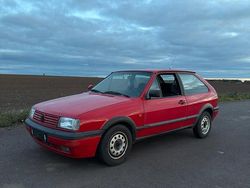 Rot Gebraucht 1992 VW Polo Coupé | 1.300 €