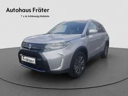 Silky silver Neu 2025 Suzuki Vitara Comfort+ SUV | 25.480 € (Fairer Preis)