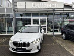 Weiß Gebraucht 2024 BMW 218 Active Tourer Van / Kleinbus | 28.999 € (Fairer Preis)