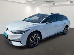 Weiß (gletscherweiß metallic) Gebraucht 2024 VW ID.7 Pro Limousine | 51.700 € (Etwas zu teuer)