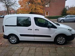 Weiß Gebraucht 2015 Peugeot Partner Van / Kleinbus | 6.400 € (Fairer Preis)