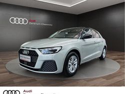 Silber Neu 2025 Audi A1 Sportback Sport Kleinwagen | 33.295 € (Teuer)