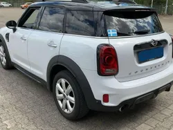 Weiß Gebraucht 2017 Mini Cooper D Countryman SUV | 16.500 € (Etwas zu teuer)