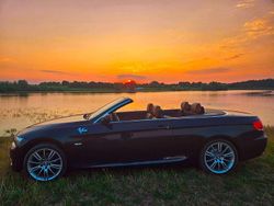 Schwarz Gebraucht 2010 BMW 320 Cabriolet M Performance Cabrio | 13.900 € (Teuer)