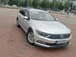 Grau Gebraucht 2015 VW Passat Kombi | 12.300 € (Fairer Preis)