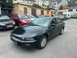 Grün Gebraucht 2000 Mitsubishi Galant Limousine | 1.350 € (Fairer Preis)