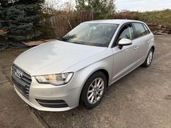 Silber Gebraucht 2014 Audi A3 Limousine | 7.400 € (Fairer Preis)