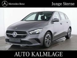Lack mountaingrau Gebraucht 2024 Mercedes B200 Progressive Van / Kleinbus | 31.780 € (Guter Preis)