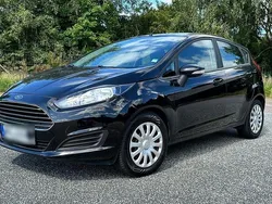 Schwarz Gebraucht 2015 Ford Fiesta Trend Kleinwagen | 5.599 € (Fairer Preis)