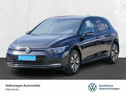 Grenadillschwarz (metallic) Gebraucht 2024 VW Golf VIII Move Limousine | 23.370 € (Guter Preis)