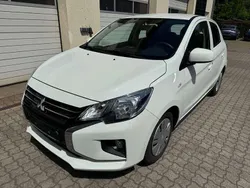 Weiß Gebraucht 2024 Mitsubishi Space Star Select Kleinwagen | 11.800 € (Fairer Preis)