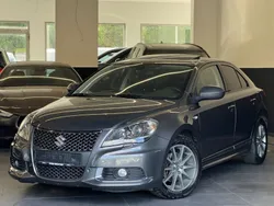 Grau Gebraucht 2013 Suzuki Kizashi Sport Limousine | 10.990 € (Fairer Preis)