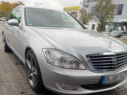 Silber Gebraucht 2006 Mercedes S350 Limousine | 6.700 €