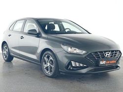 Grau Gebraucht 2023 Hyundai i30 Select Limousine | 14.770 € (Guter Preis)