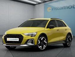 Gelb Gebraucht 2024 Audi A3 S-Line Limousine | 39.449 €