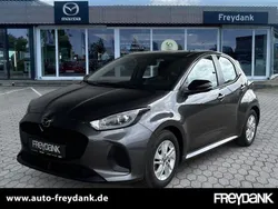 Lead grey Gebraucht 2024 Mazda 2 Center-Line Limousine | 21.990 € (Fairer Preis)