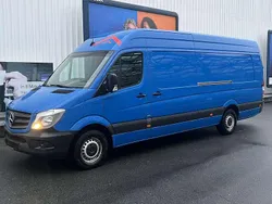 Blau Gebraucht 2016 Mercedes Sprinter Van | 10.900 € (Etwas zu teuer)