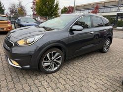 Grau Gebraucht 2018 Kia Niro Edition 7 SUV | 11.999 € (Guter Preis)